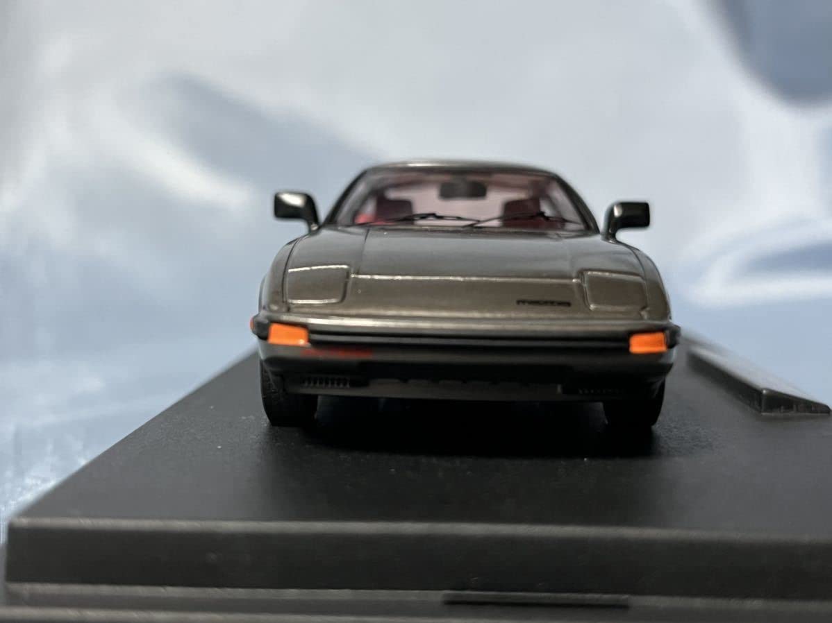 Amazon.co.jp: エムテック製マツダ サバンナ RX-7 (SA22) 1/43 : おもちゃ